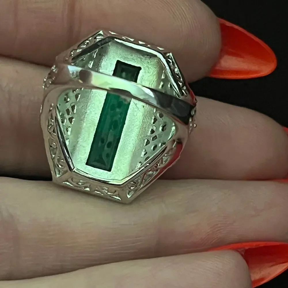 Vintage Estate Gorgeous Green and Black Enamel 925 Sterling Silver Art Deco Ring